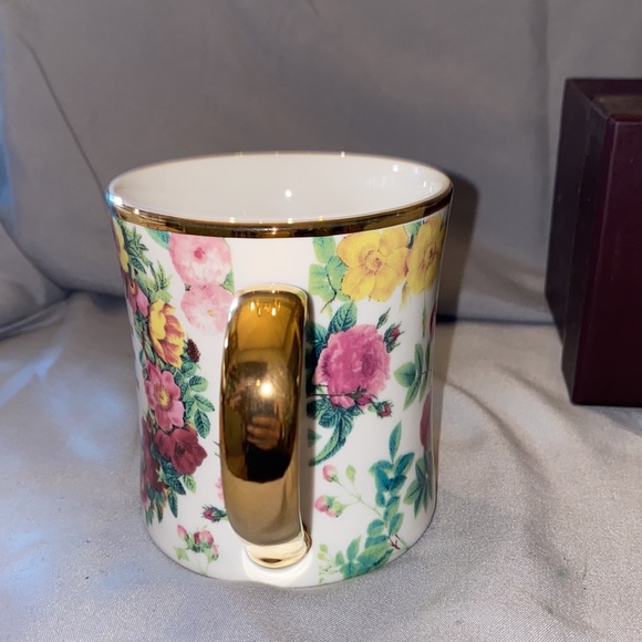 Bx47 New in box, vintage Victorian trading Co Mug - Picture 4 of 6